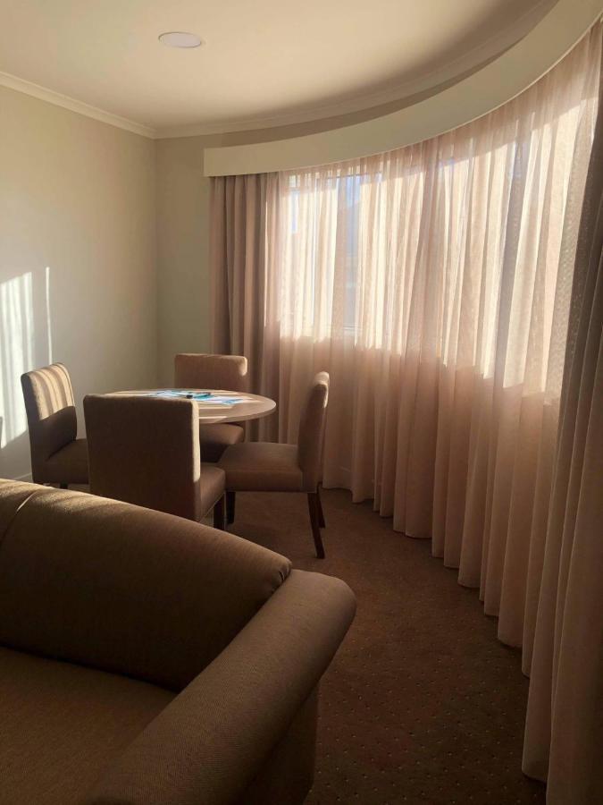 The Lighthouse Hotel Ulverstone Exterior photo