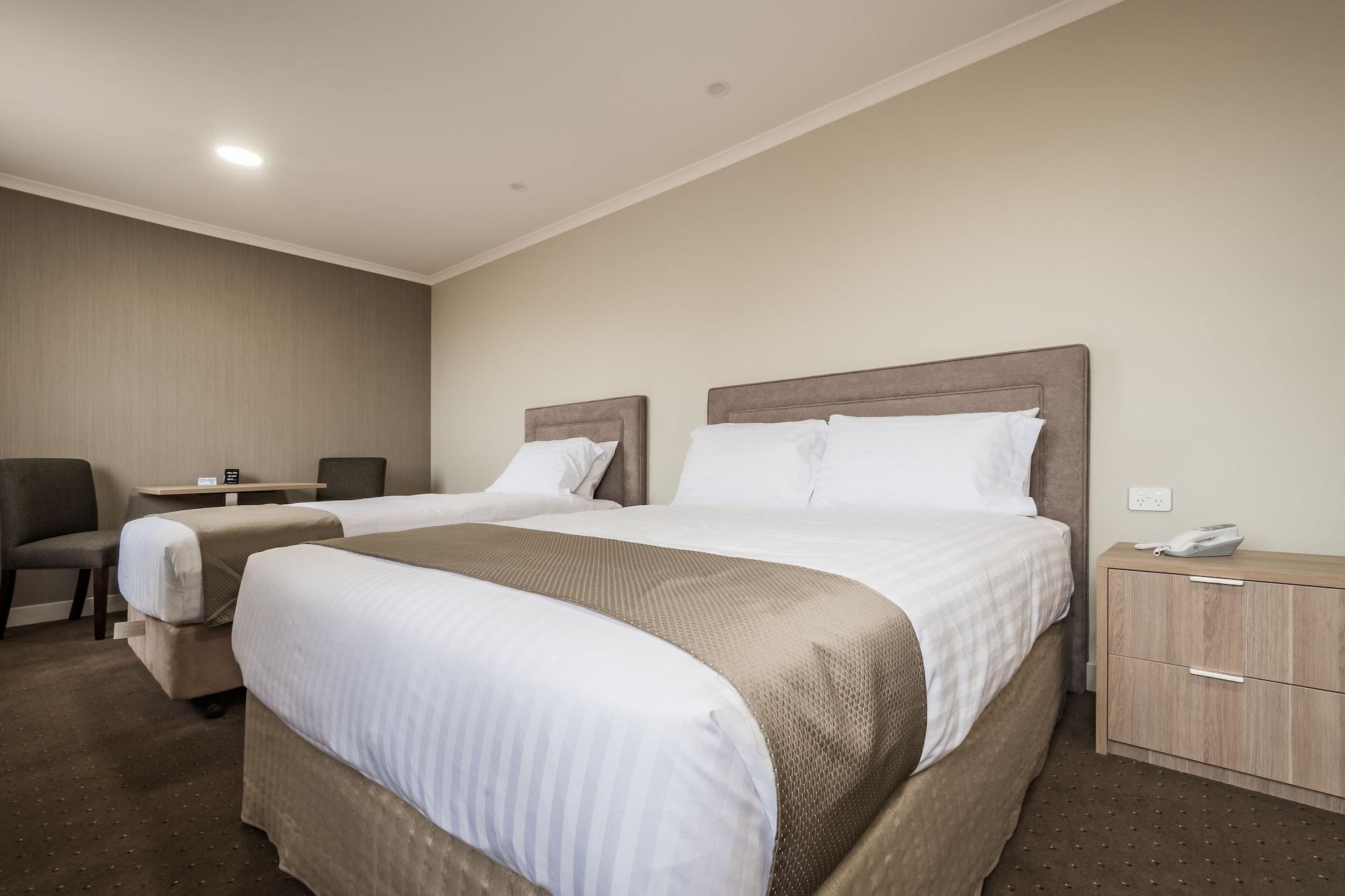The Lighthouse Hotel Ulverstone Exterior photo